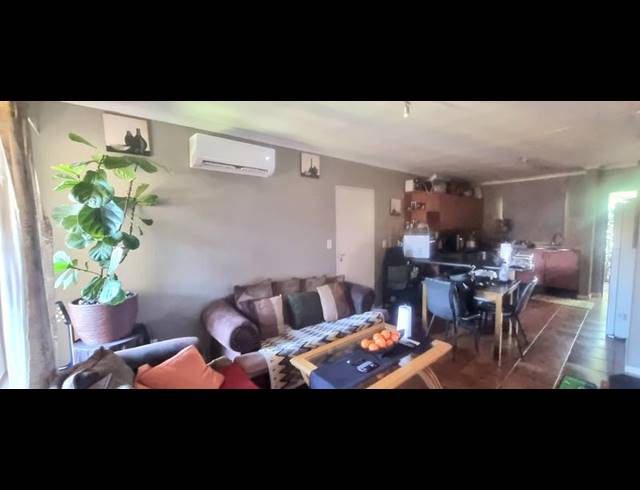 2 BEDROOM TOWNHOUSE FOR SALE IN AMBERFIELD